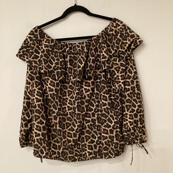 Michael Kors Size Large Leopard Print Blouse. Preloved in Excellent Condition! - Picture 2 of 3